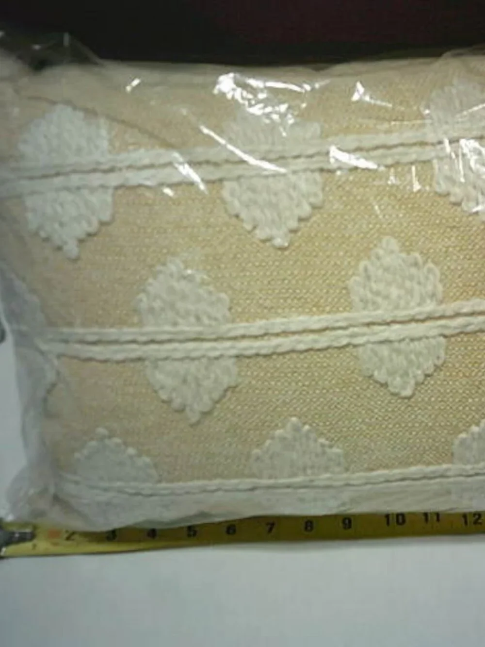 NEW RIZZY HOME EMBROIDERED LUMBAR THROW PILLOW MERRIGOLD WASHABLE ZIP COVER 🔥🎁